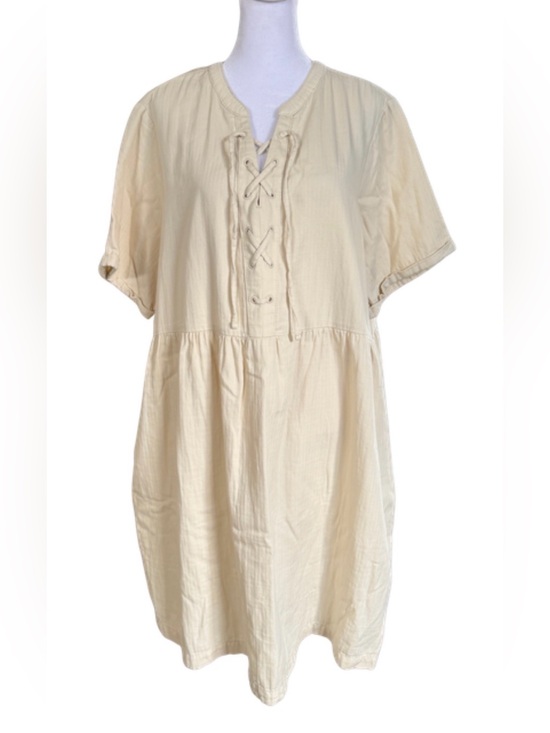 Old Navy Dresses & Skirts - Old Navy Cream Short Sleeve Dress